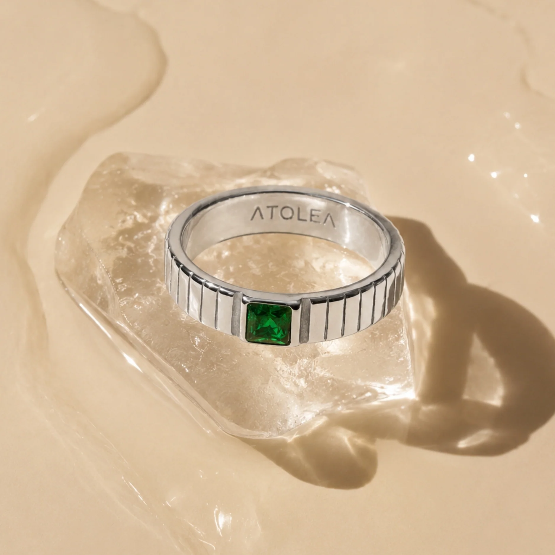 Chunky Emerald Ring - Image 7
