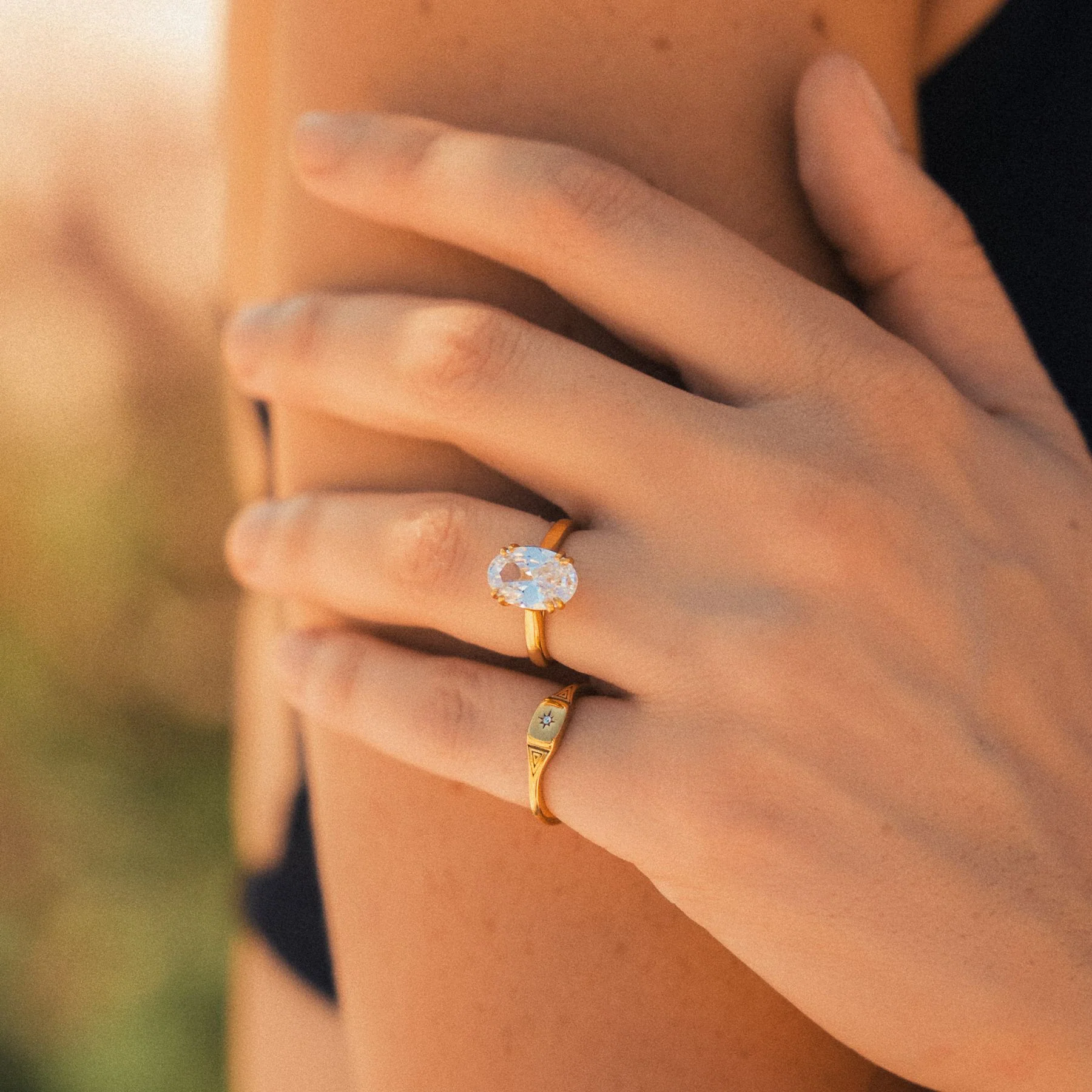 Oval Solitaire Ring - Image 3