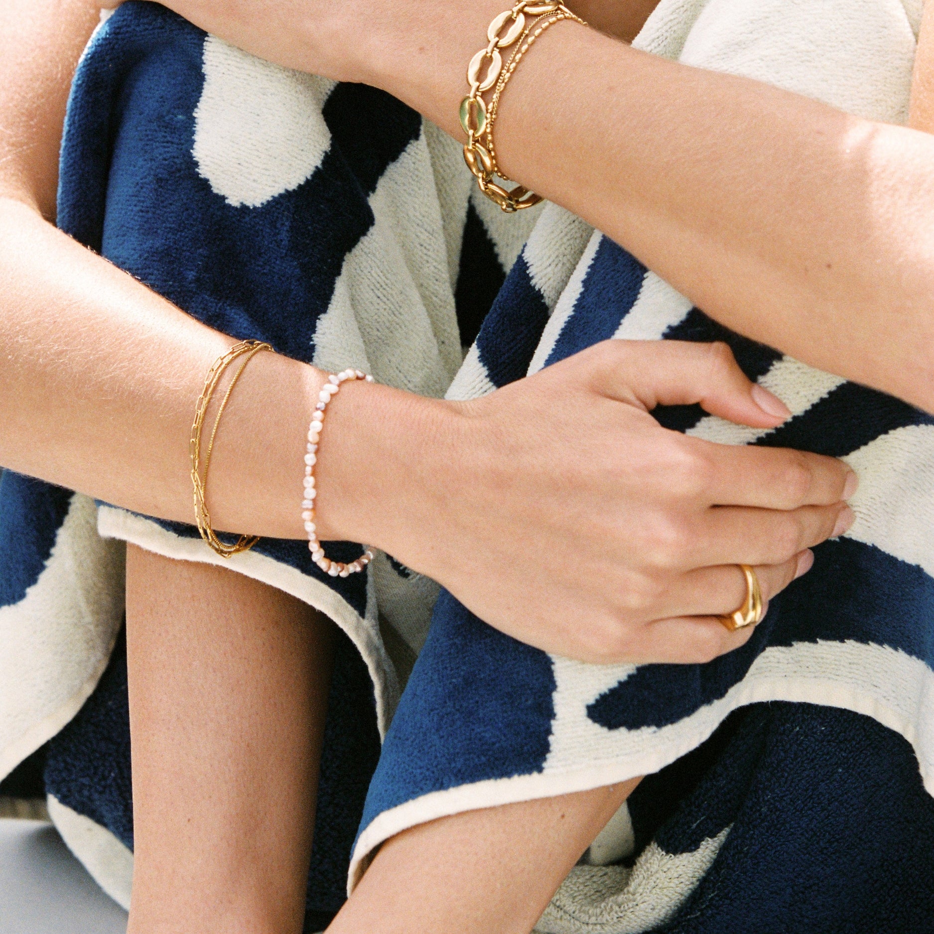 Perla Rosa Bracelet - Image 4