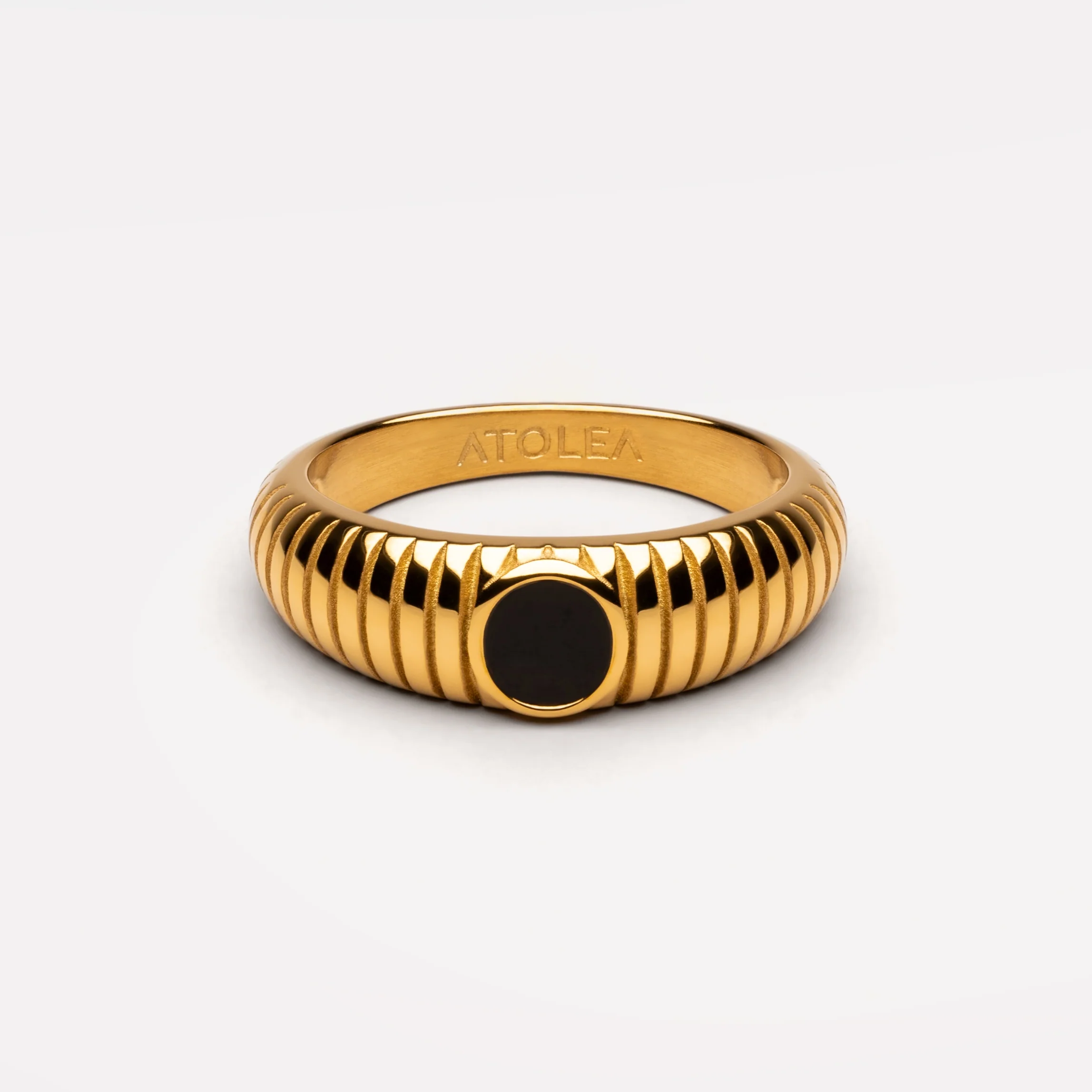What Are the Best Options for Everyday Jewelry?