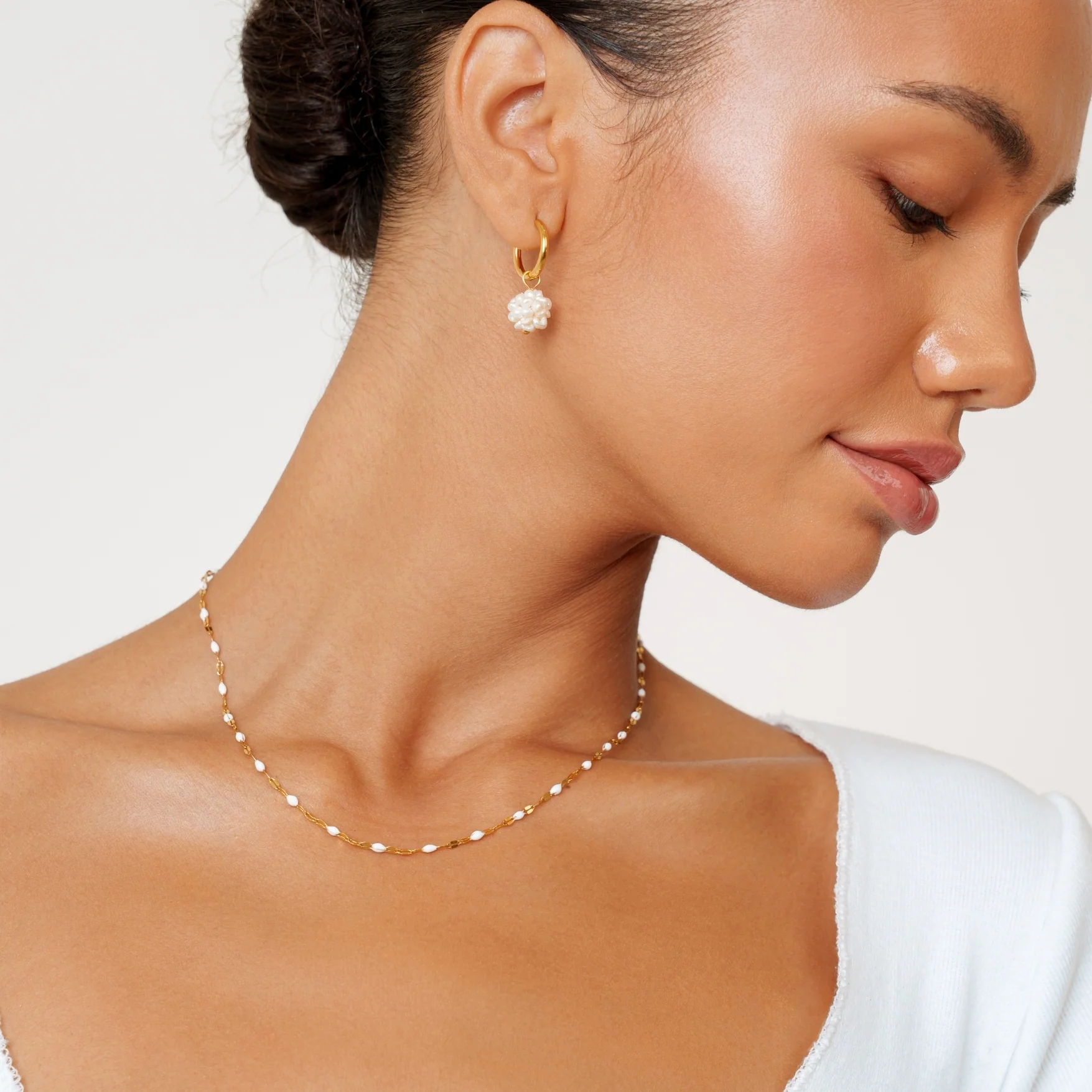 White Dainty Choker - Image 4